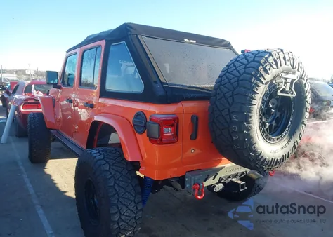 2018 Jeep Wrangler Unlimited Sahara 4X4 from USA, damaged, VIN 1C4HJXEG1JW212337